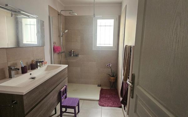 Maison à vendre    5 pièces • 101 m2 Péchabou