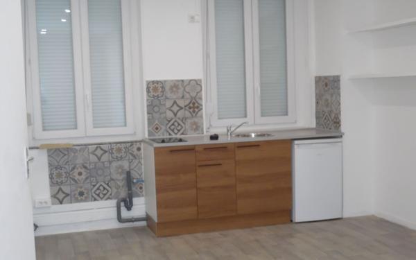 Immeuble à vendre    2 pièces •  Avesnes-sur-Helpe