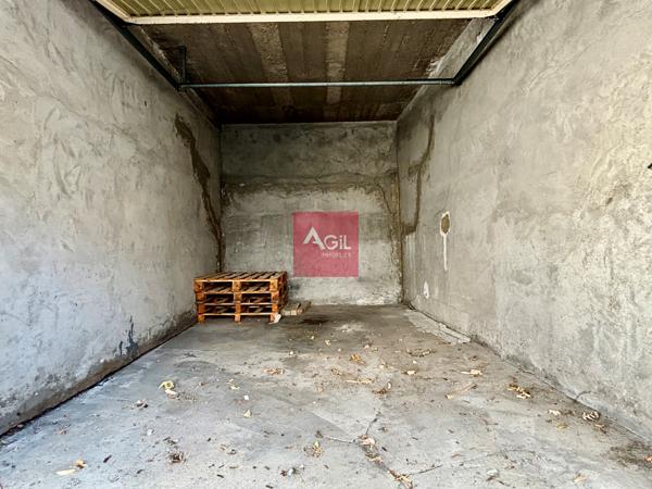 À louer – Garage fermé de 13,78 m² – Grenoble