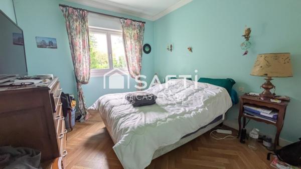 PROCHE TOUS COMMERCES ET SERVICES / SECTEUR RECHERCHE