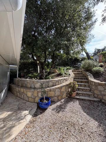 Vente Terrain 230 m2 à Fréjus