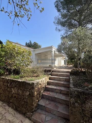 Vente Terrain 410 m2 à Fréjus