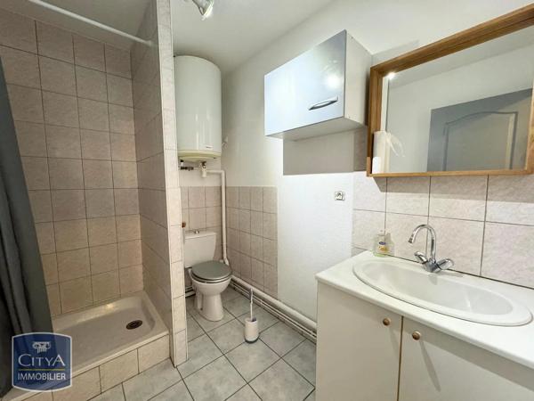 Appartement à louer 2 pièces 33.5m² Beaumont (63110)