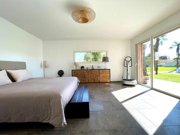 Superbe Villa Cestas 5 pièce(s) 252 m2 + garages + piscine