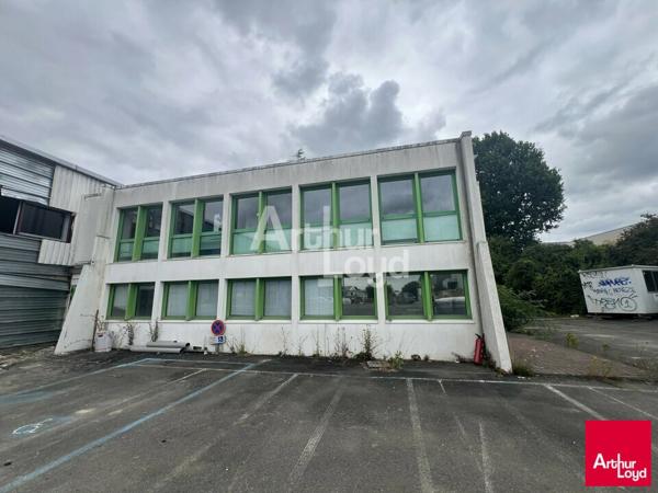 PACE - BUREAUX A LOUER - 330 M² DIVISIBLES