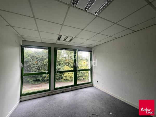 PACE - BUREAUX A LOUER - 330 M² DIVISIBLES