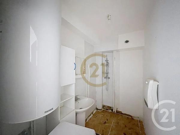 Appartement F2 à vendre  2 pièces - 40,15 m 2   BELFORT  - 90
