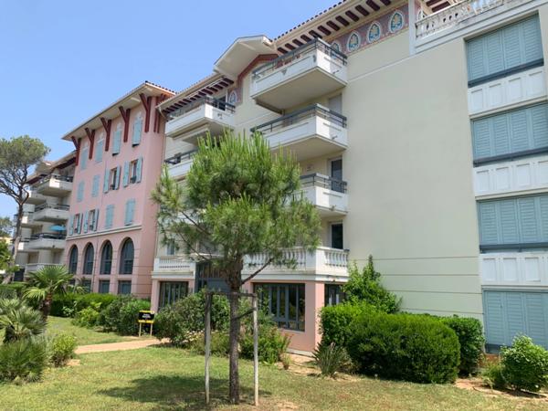 SAINT AYGULF - GRAND PARC DERNIER ETAGE - VUE MER