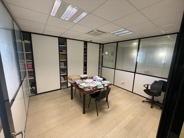 A louer à Béziers, Bureaux de 132 m²