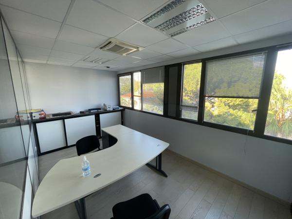 A louer à Béziers, Bureaux de 132 m²