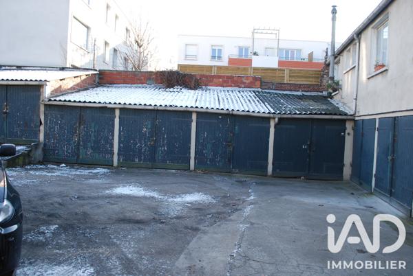 Parking à vendre 296 m² Saint-Denis
