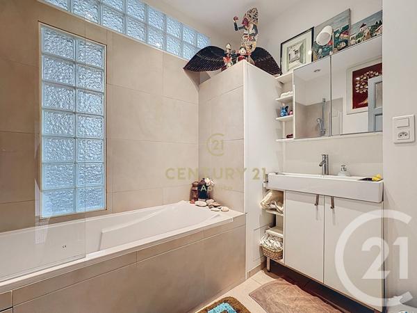 Appartement F4 à vendre  4 pièces - 138 m2 LA MADELEINE - 59