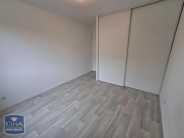Appartement à louer 2 pièces 51.57m²