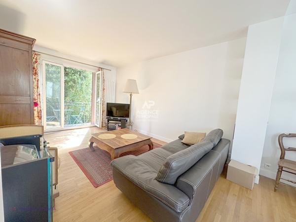 VIROFLAY - Maison de 5 pièces et vaste garage 835 000 € **  - Référence  684-C