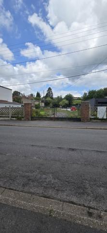 Bruay-la-Buissière (62700) Terrain constructible de285 m², avec la possibilité d'acheter une pâture attenante