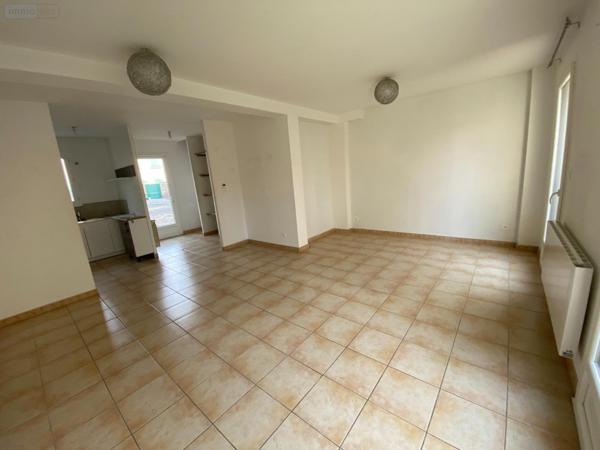 Maison à louer à Ézy-sur-Eure dans l'Eure (27530), ref : MD EZY