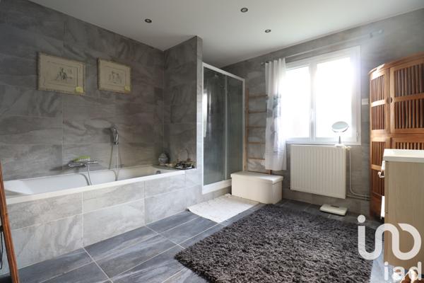 Maison à vendre 7 pièces 190 m² Gouvieux