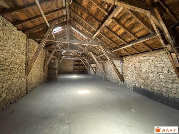 Local commercial de 250 m2 au cœur de Montbazens