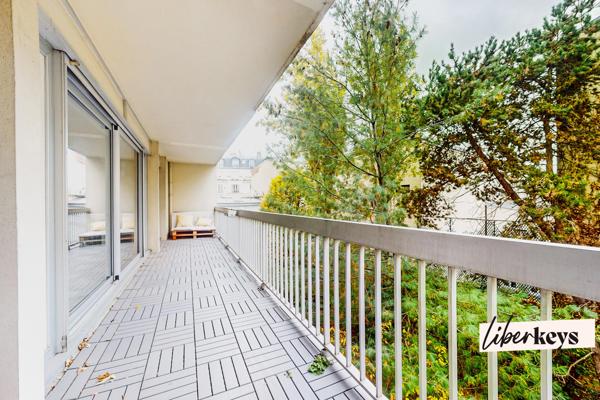 Paris 10e – Canal Saint-Martin – 3/4P 77 m² – Balcon plein sud – Parking et cave