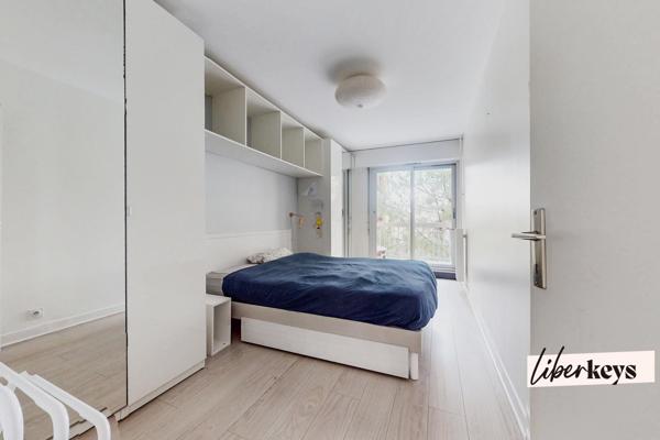 Paris 10e – Canal Saint-Martin – 3/4P 77 m² – Balcon plein sud – Parking et cave