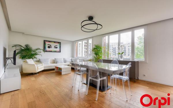 Appartement à vendre    4 pièces • 95,10 m2 Paris 16
