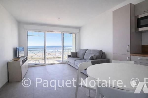 Hardelot Plage Appartement neuf Vue mer 

T2 cabine avec accès direct plage

En plein centr...