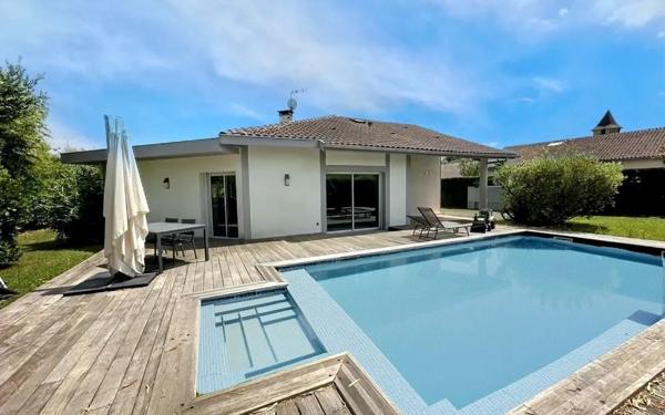 Maison à vendre    4 pièces •  Saint-Jean-de-Marsacq