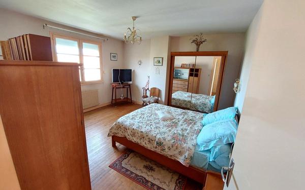 Maison à vendre    5 pièces •  La Rochelle