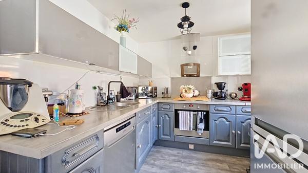 Maison à vendre 6 pièces 107 m² Neaufles-Saint-Martin