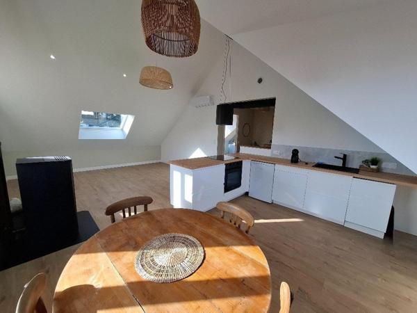 Bel appartement 56 M2 / T2, lumineux et climatisé au coeur du village.