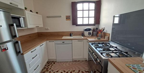 Belle maison    5 pièce(s) 137 m2 et terrain plat de 1700 m2