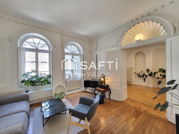 APPARTEMENT D'EXCEPTION DE 214 M² CENTRE VILLE ANCIEN