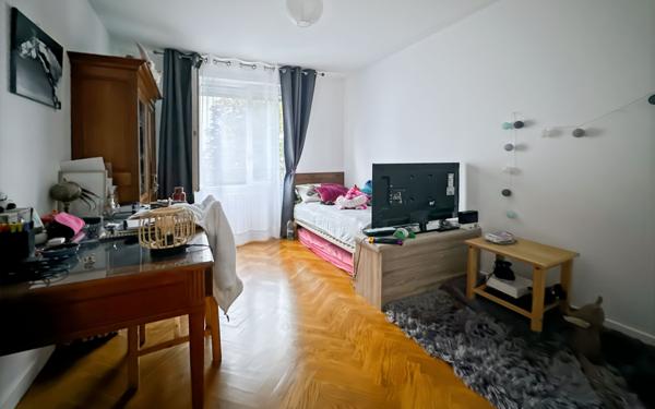 Appartement à vendre    4 pièces • 104 m2 Valence