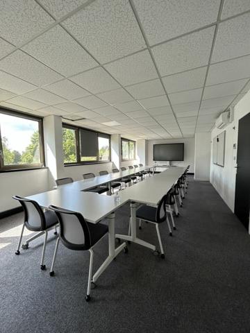 BUREAUX à VENDRE de 746 m²