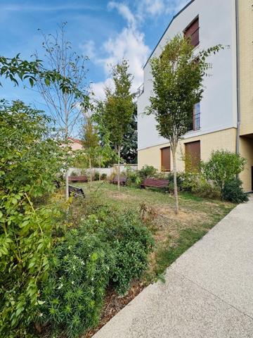 ✨ MAIRIE DE MONTREUIL – SUPERBE 3 PIÈCES • 53 M² • DPE A • BALCON • DOUBLE PARKING