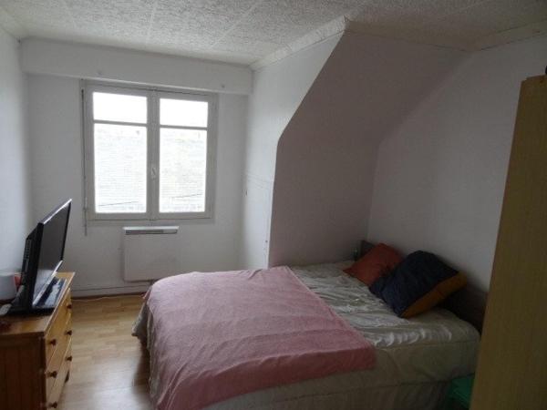 Située à proximité du port, des commerces et des restaurants