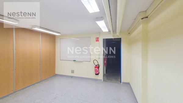 Local Commercial en copropriété atypique de 270m2 avec une cave de plus de 110m2 sur le boulevard Jacquard de CALAIS