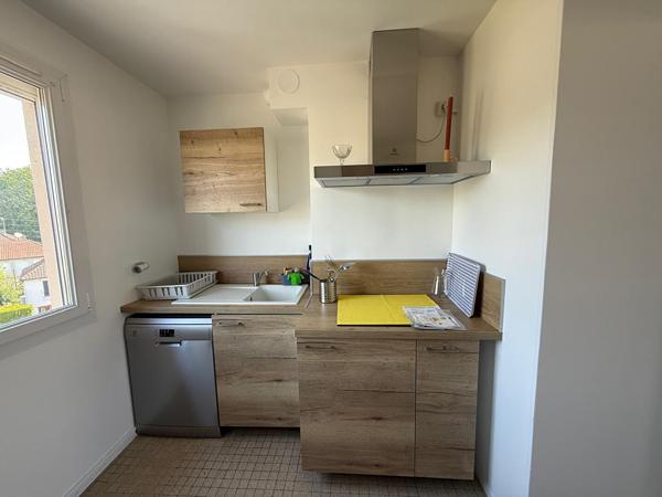 Appartement Evreux 3 pièces 68.82 m2 avec balcon et parking - Secteur Saint-Michel