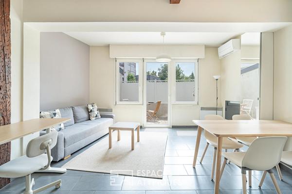 Appartement alsacien avec terrasse au coeur de Strasbourg
