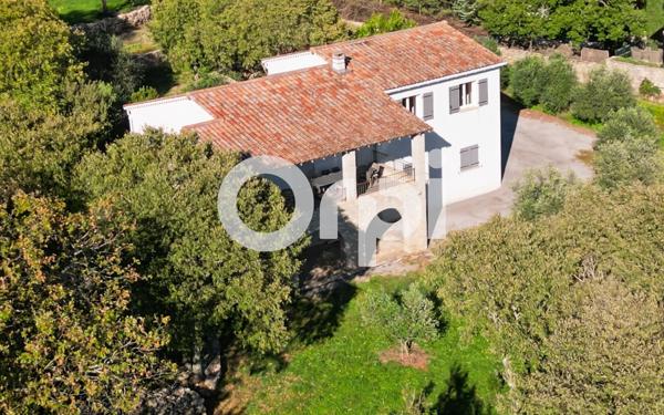 Maison à vendre    4 pièces • 120 m2 Saint-Alban-Auriolles