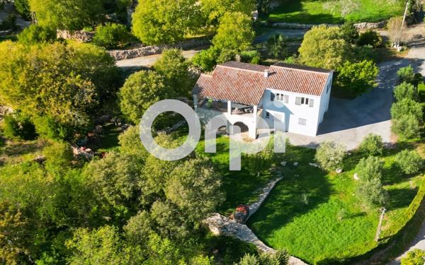 Maison à vendre    4 pièces • 120 m2 Saint-Alban-Auriolles