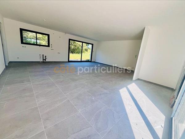 Vente Maison120 m² - 5 Pièces - MONTBARTIER (82700)