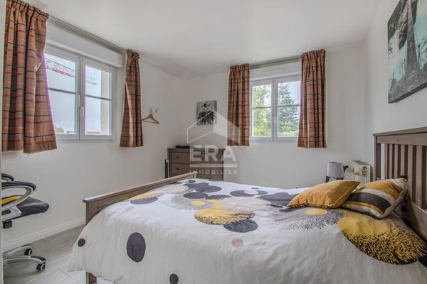 Gournay-sur-Marne. Centre-ville. Vente appartement 5 pièces. 138m²