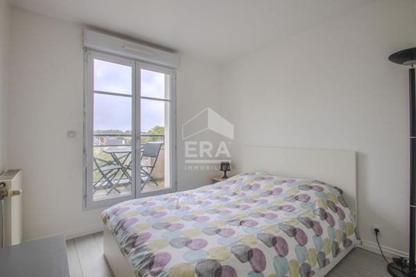 Gournay-sur-Marne. Centre-ville. Vente appartement 5 pièces. 138m²