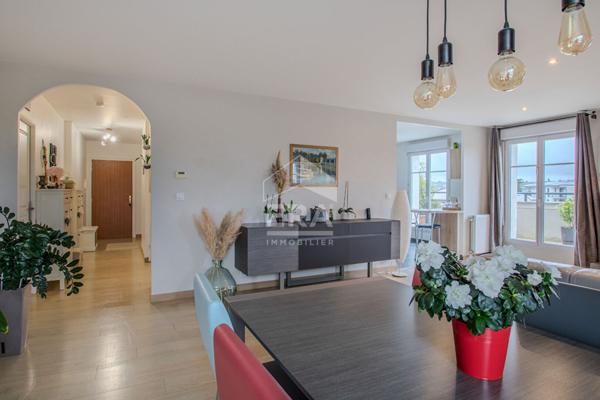 Gournay-sur-Marne. Centre-ville. Vente appartement 5 pièces. 138m²