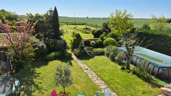 Rare à la vente - Maison bourgeoise de charme en coeur de ville de NANCRAS.