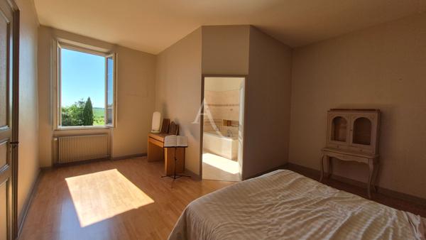 Rare à la vente - Maison bourgeoise de charme en coeur de ville de NANCRAS.