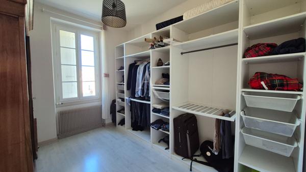 Rare à la vente - Maison bourgeoise de charme en coeur de ville de NANCRAS.