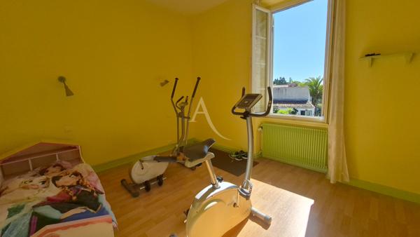 Rare à la vente - Maison bourgeoise de charme en coeur de ville de NANCRAS.