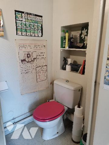 Situé au cœur de BLOIS, découvrez cet appartement niché dans un cadre verdoyant et paisible.